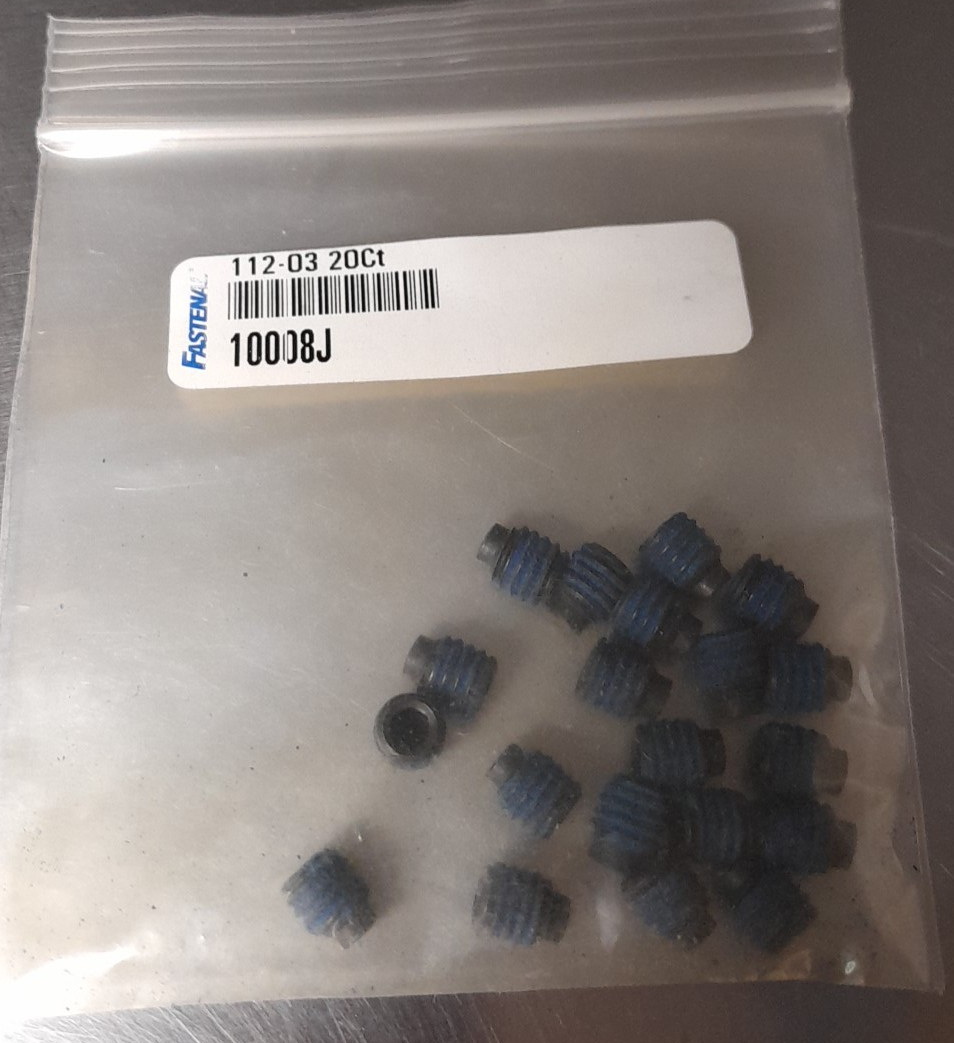(PKG 20) SHSS 5/16-18x3/8 1/2 DOG