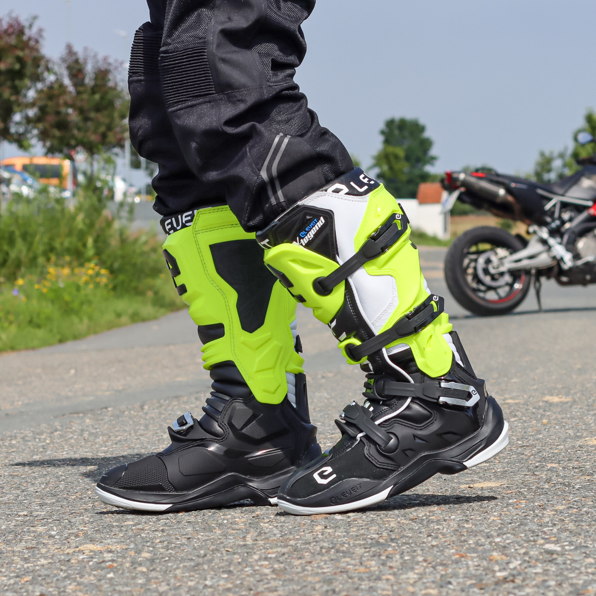 Eleveit X LEGEND black/fluo yellow 42