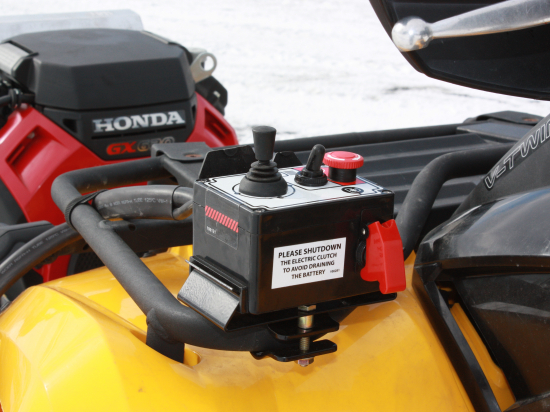 BERCOMAC profesionální sněžná fréza 48" (122 cm) motor Vanguard 14HP