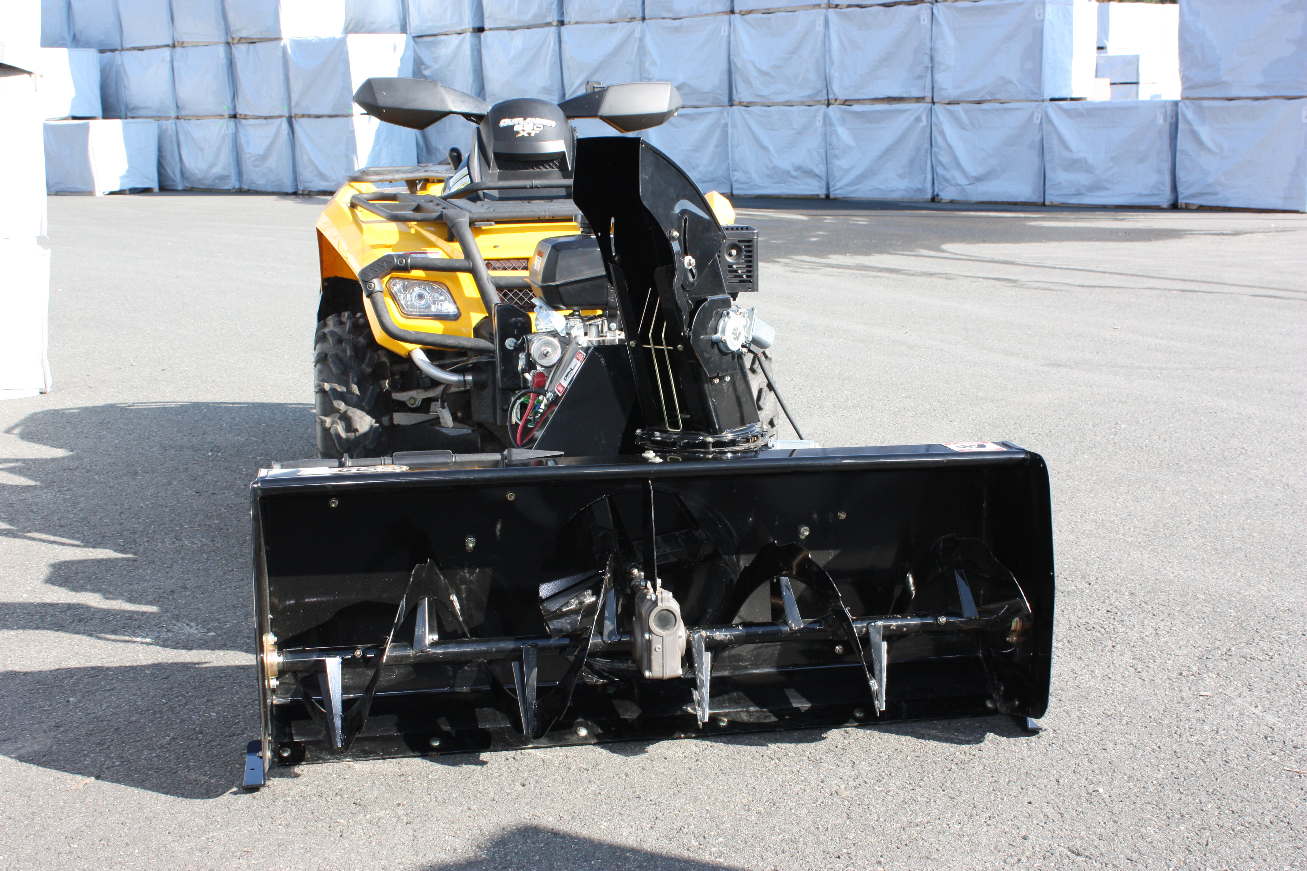 BERCOMAC profesionální sněžná fréza 48" (122 cm) motor Vanguard 14HP