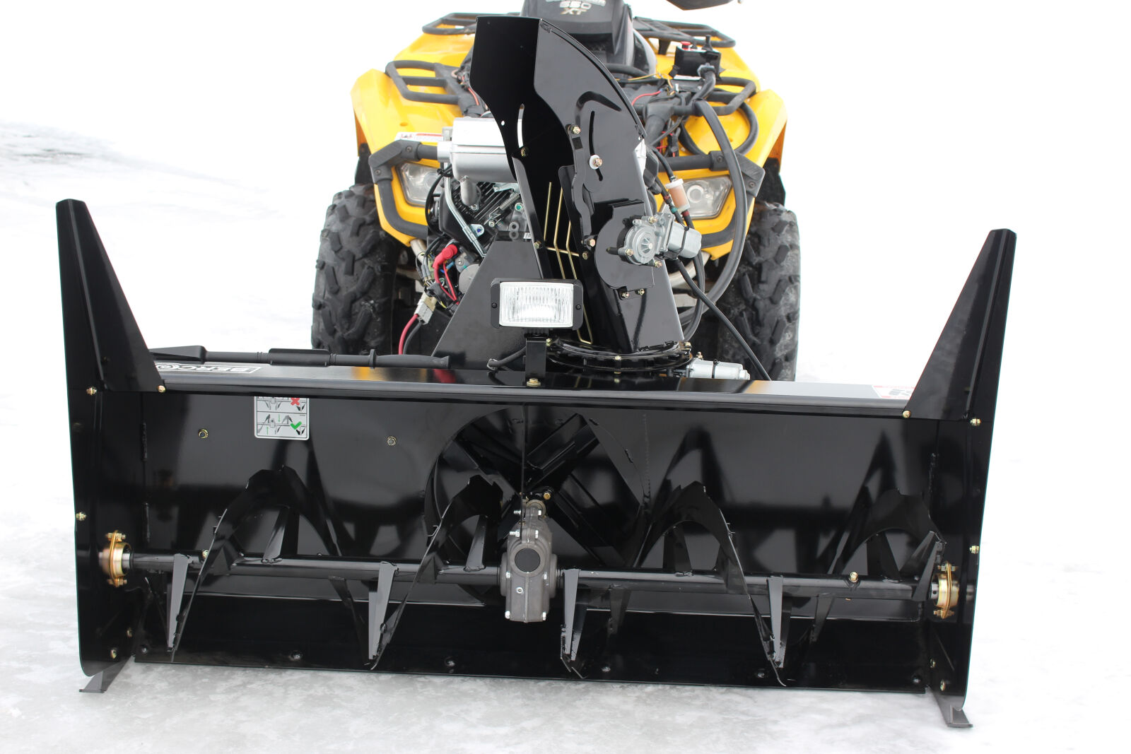 BERCOMAC profesionální sněžná fréza 54" (138 cm) Honda motor 22HP