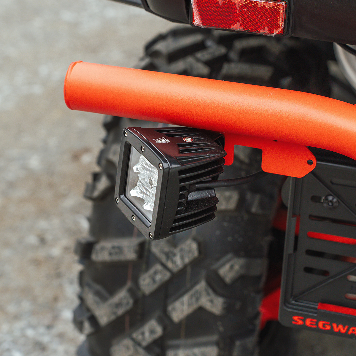 SHARK LED Work Light, CREE LED, 16W 5D Reflector