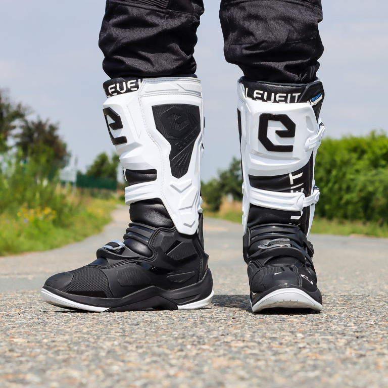 Eleveit X LEGEND white/black 48
