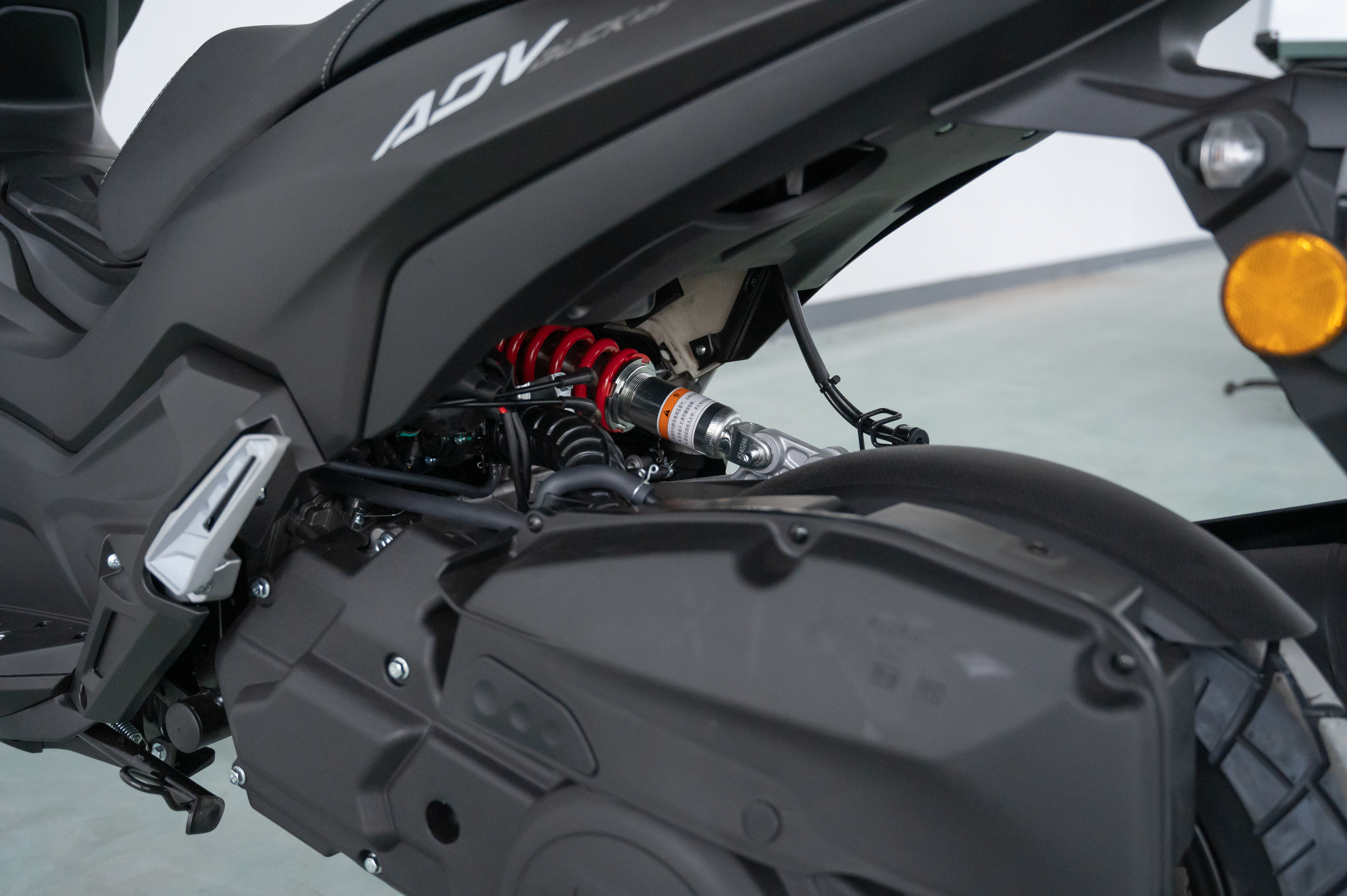 Linhai SCOOTER BUCK 125 ADV E5+, Grey