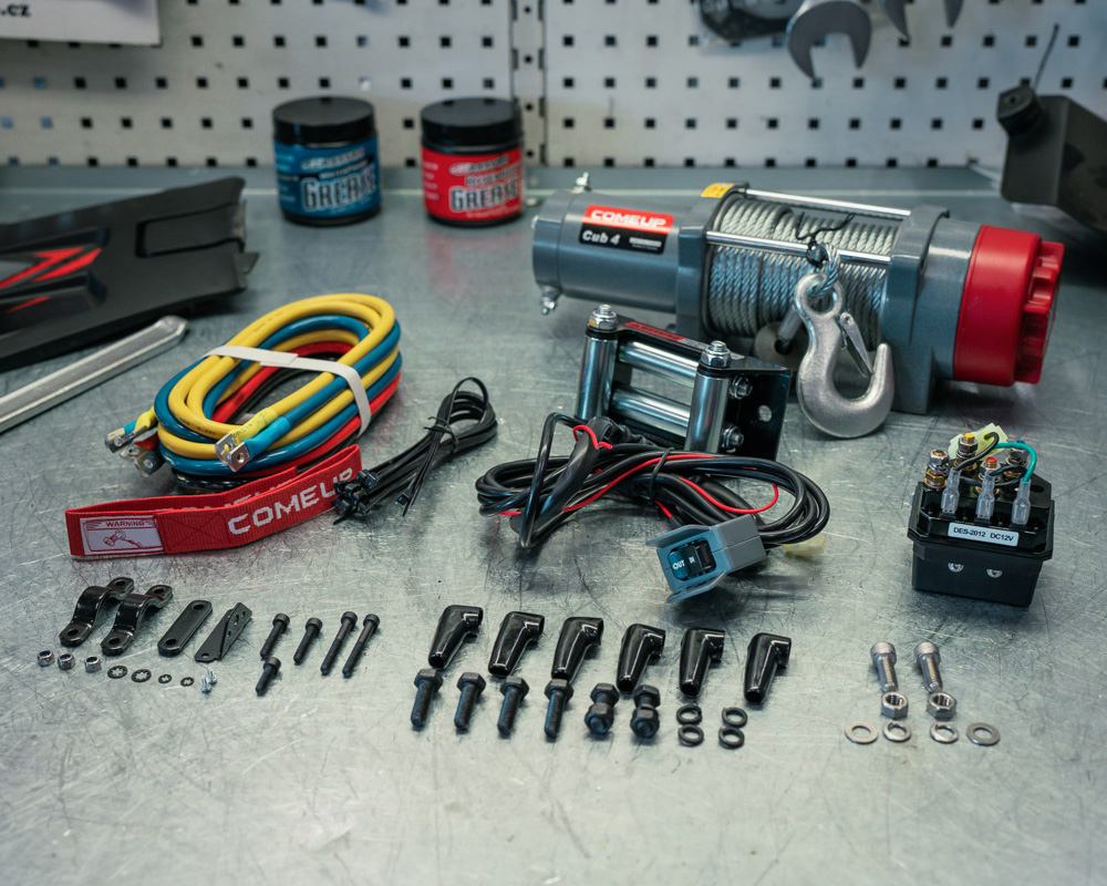 COMEUP Cub 4 12V STD, 4000lbs, steel rope