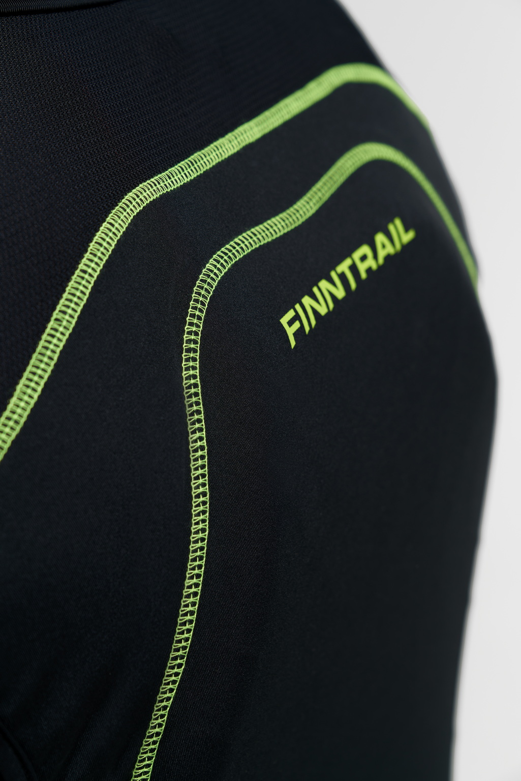 Finntrail Vest Trophy black XL