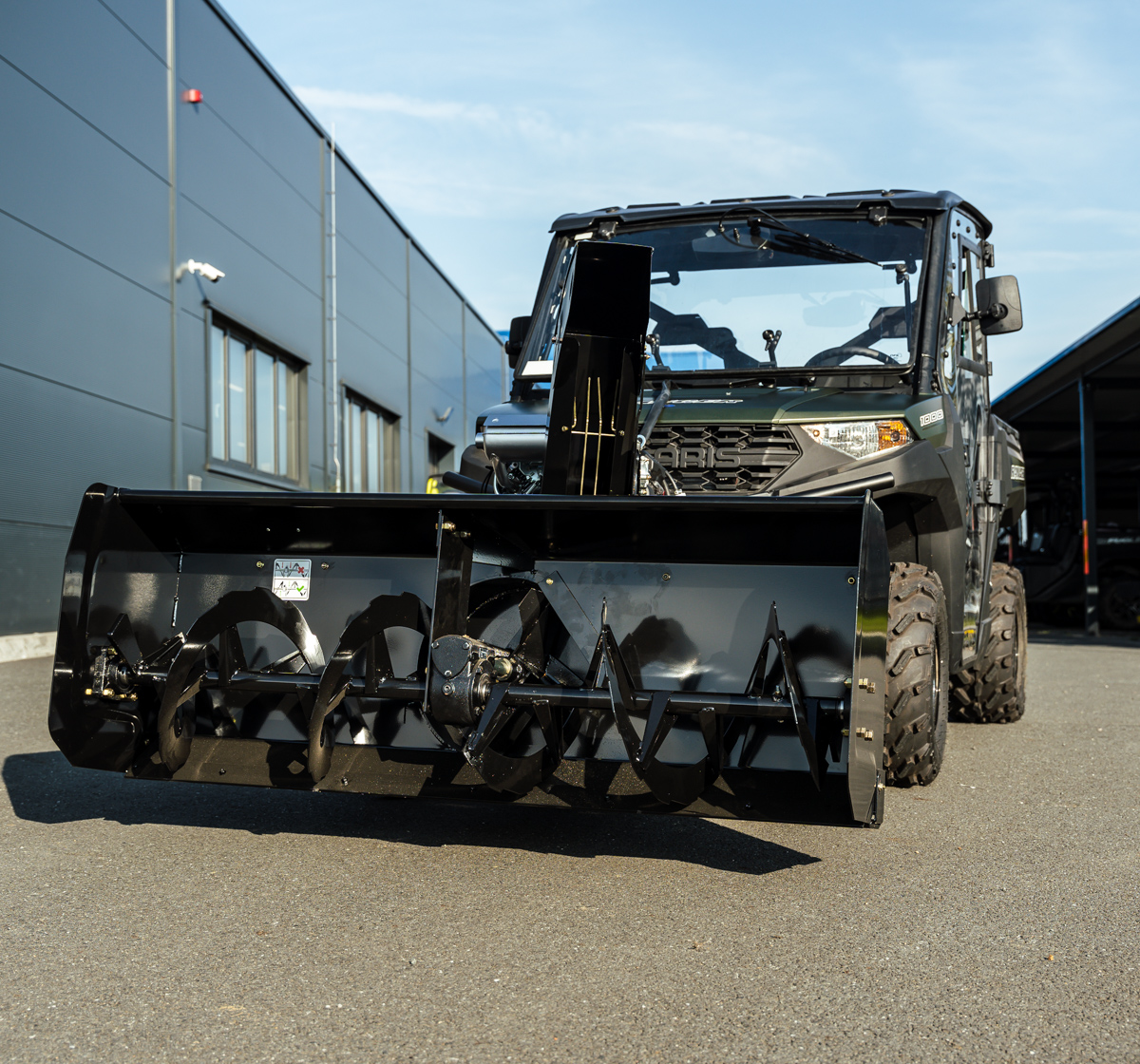 BERCOMAC profesionální sněžná fréza 66" (167 cm) Honda motor 22HP