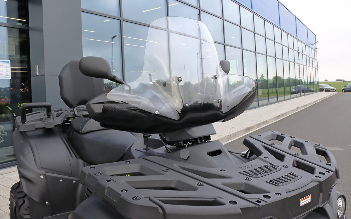 SHARK přední plexi WINDSHIELD (včetně montážní sady)
